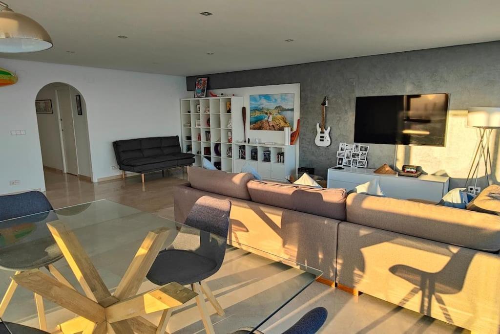 Piso 21 Unico A Pie De Playa En Esquina Apartman Benidorm Kültér fotó