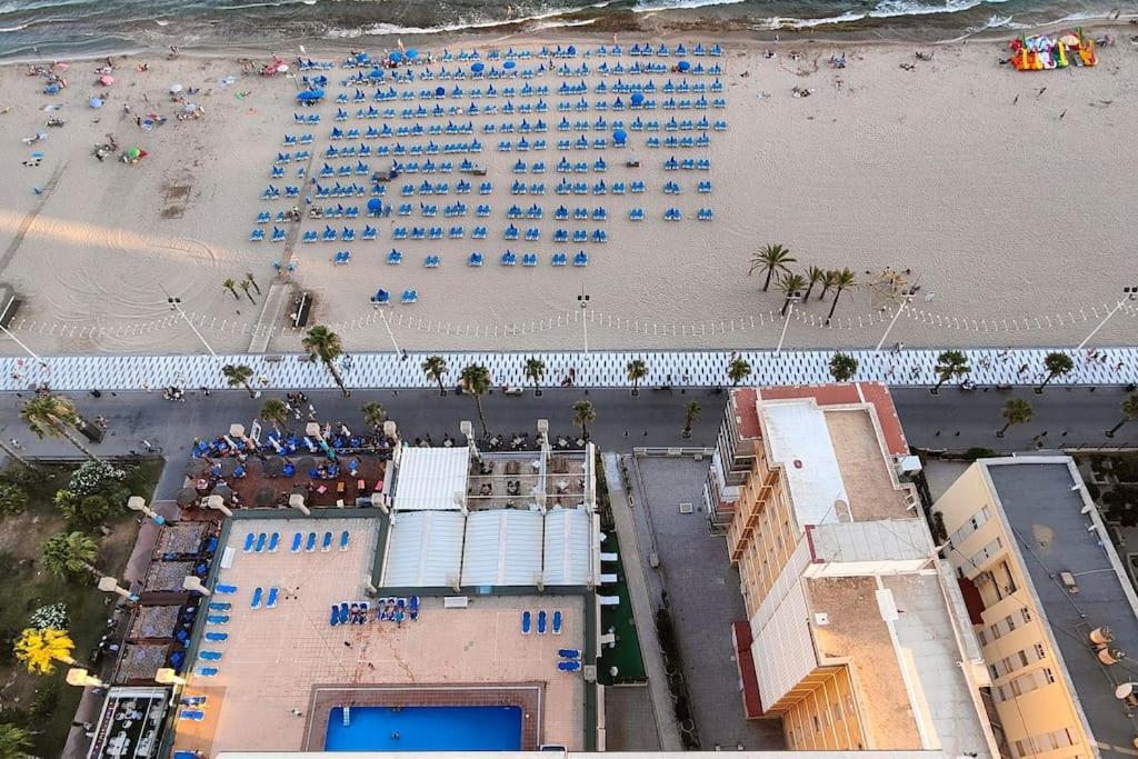 Piso 21 Unico A Pie De Playa En Esquina Apartman Benidorm Kültér fotó